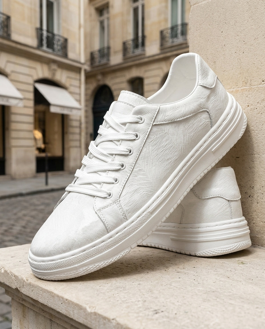 Canyon Men's Textured Leather Low Top Sneakers