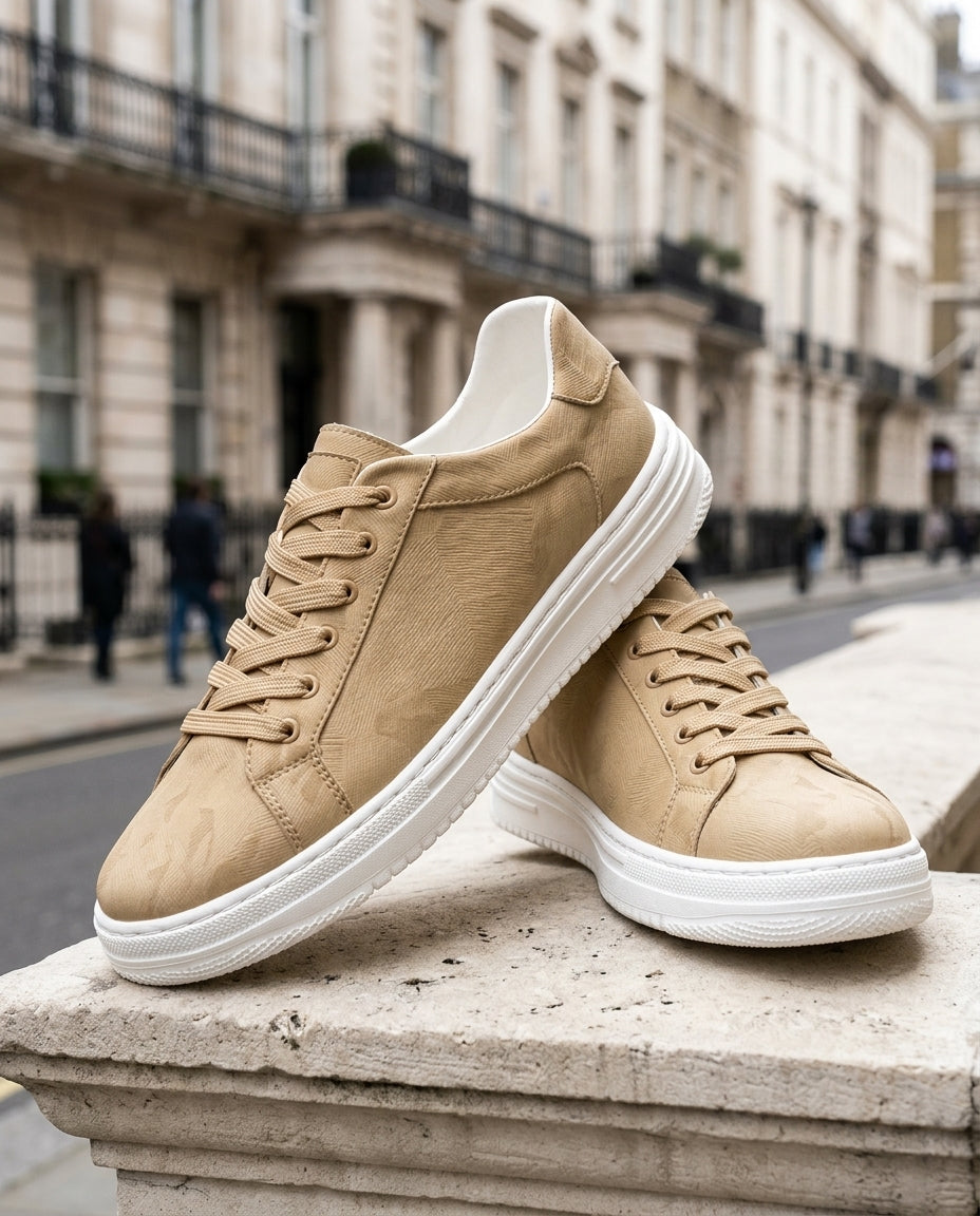 Canyon Men's Textured Leather Low Top Sneakers