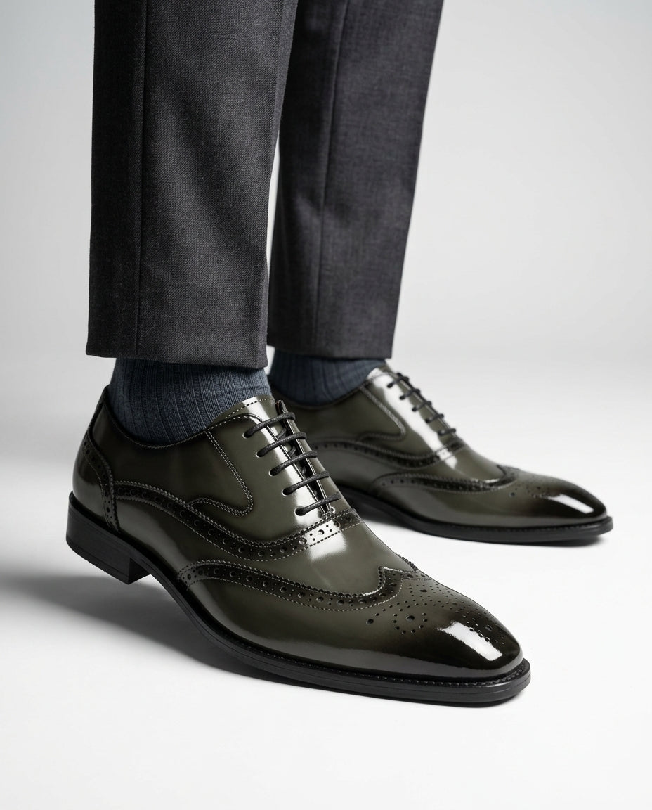 Varcio Men's Two-Tone Wingtip Brogue Oxfords