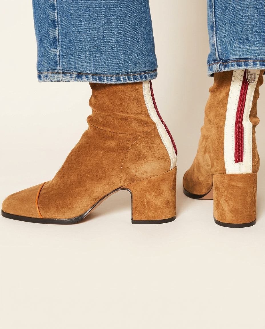 Marlowe Women's Suede Retro Square Toe Boots